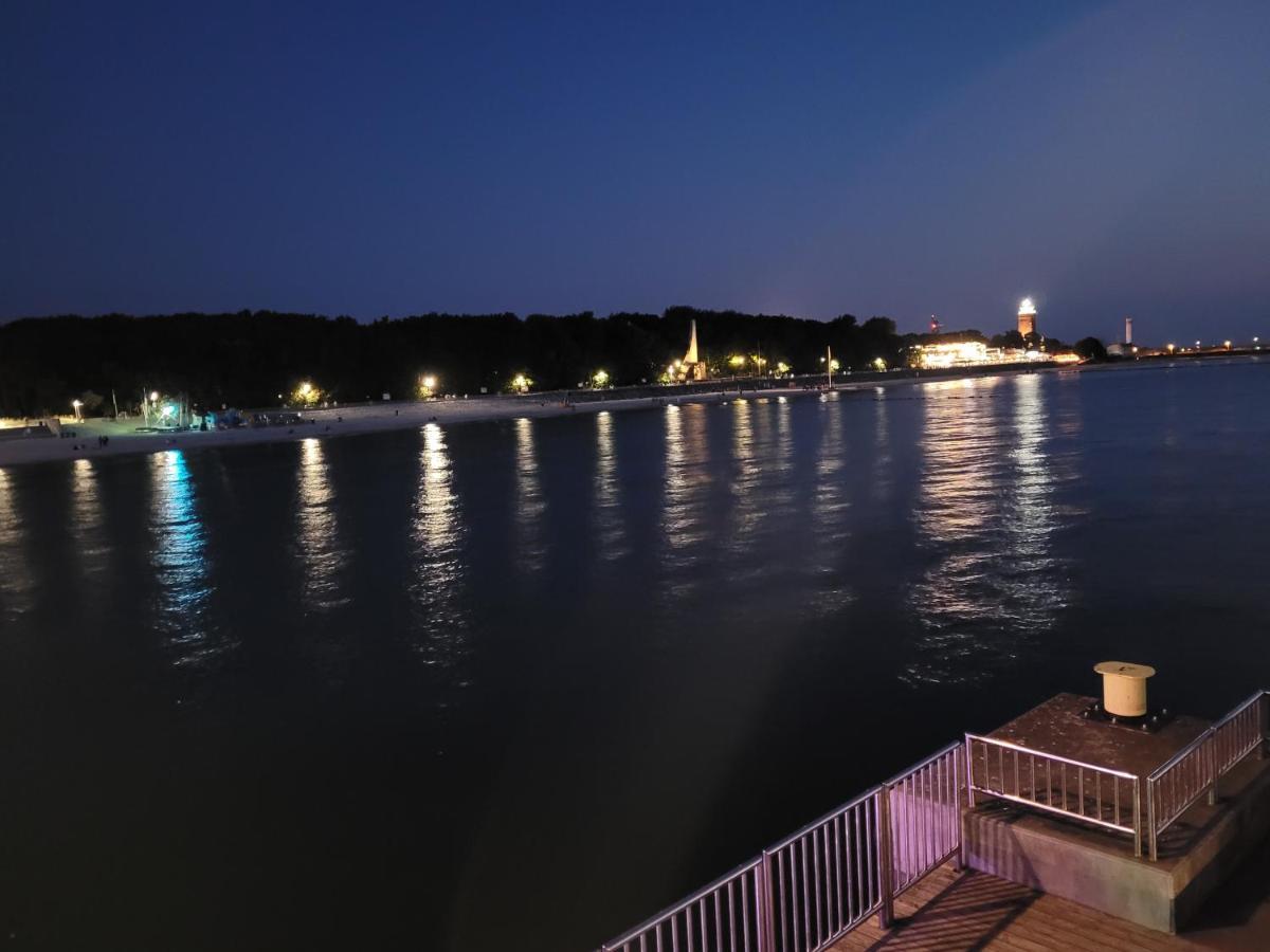 Apartament Comfort Del Mar V 코워브제크 외부 사진