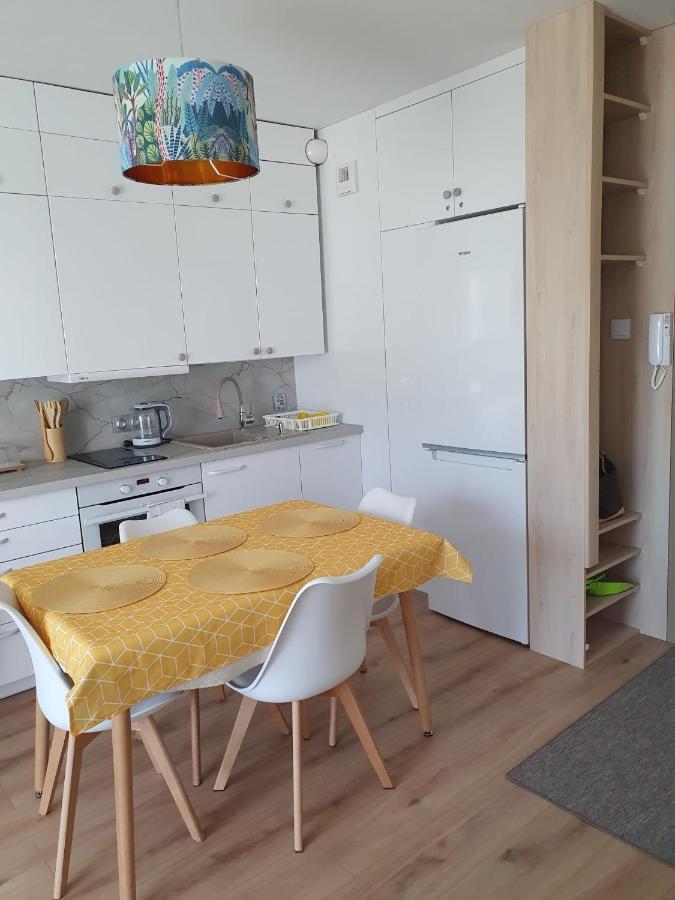 Apartament Comfort Del Mar V 코워브제크 외부 사진